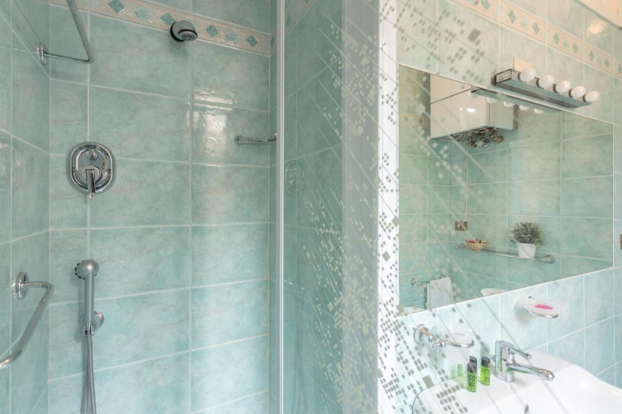 Appartamento Vittoria Street Charming Roma Esterno foto