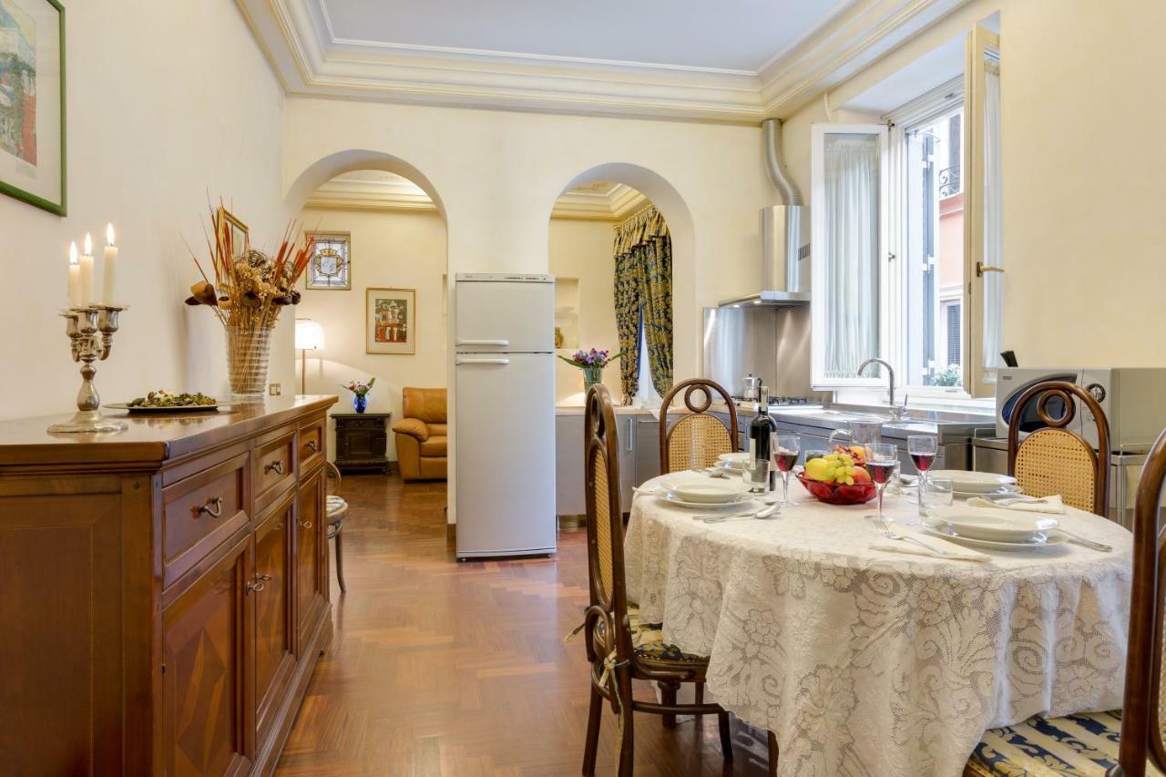Appartamento Vittoria Street Charming Roma Esterno foto