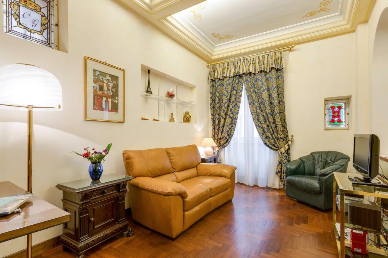 Appartamento Vittoria Street Charming Roma Esterno foto