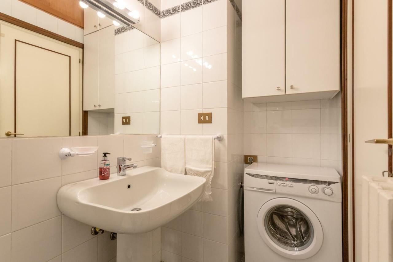 Appartamento Vittoria Street Charming Roma Esterno foto