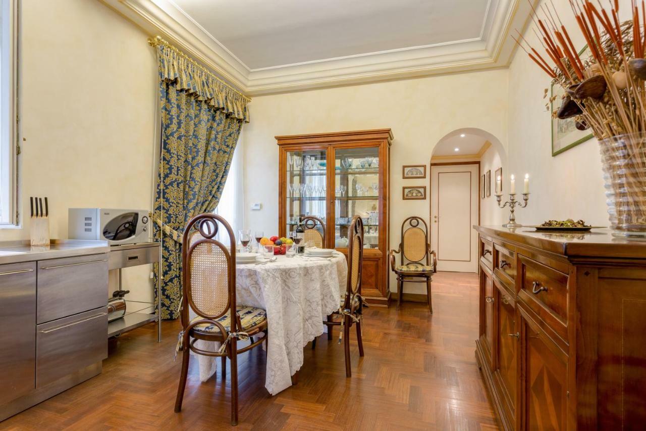 Appartamento Vittoria Street Charming Roma Esterno foto